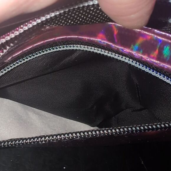 Iridescent Metallic Pink‎ Waistband / Fanny Pack / Crossbody - Picture 9 of 9
